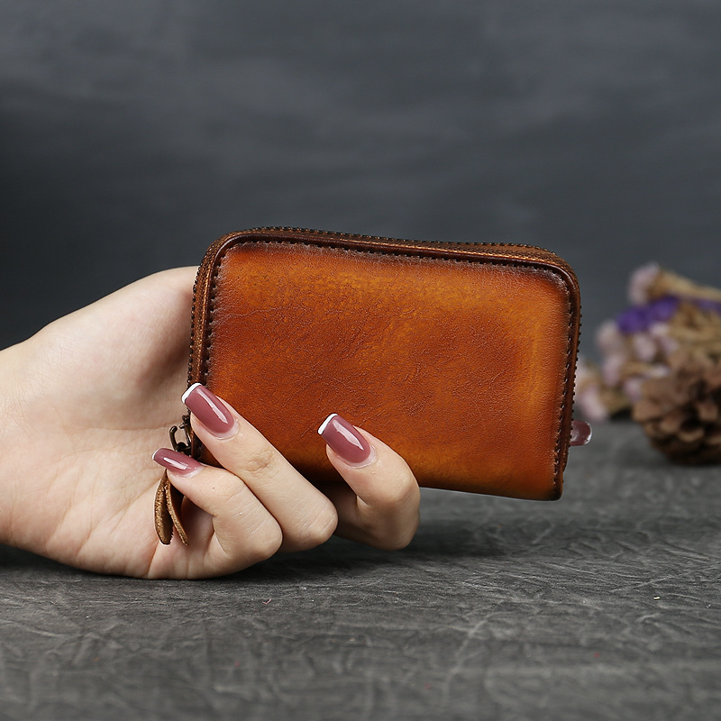 NOWOŚĆ - Etui na karty-portfel ze skóry cielęcej w stylu vintage