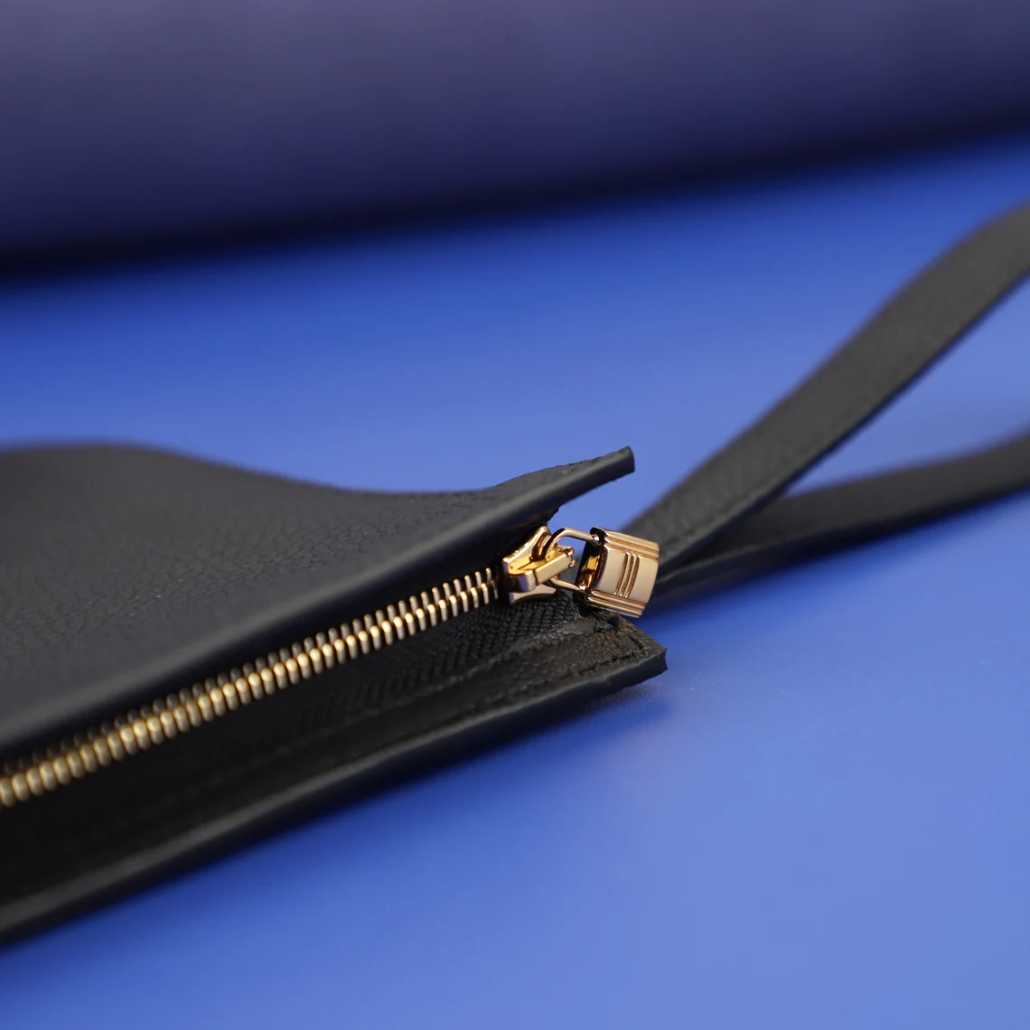 Customize and Hand stitching Kelly Pocket To Go Leather Clutch bag