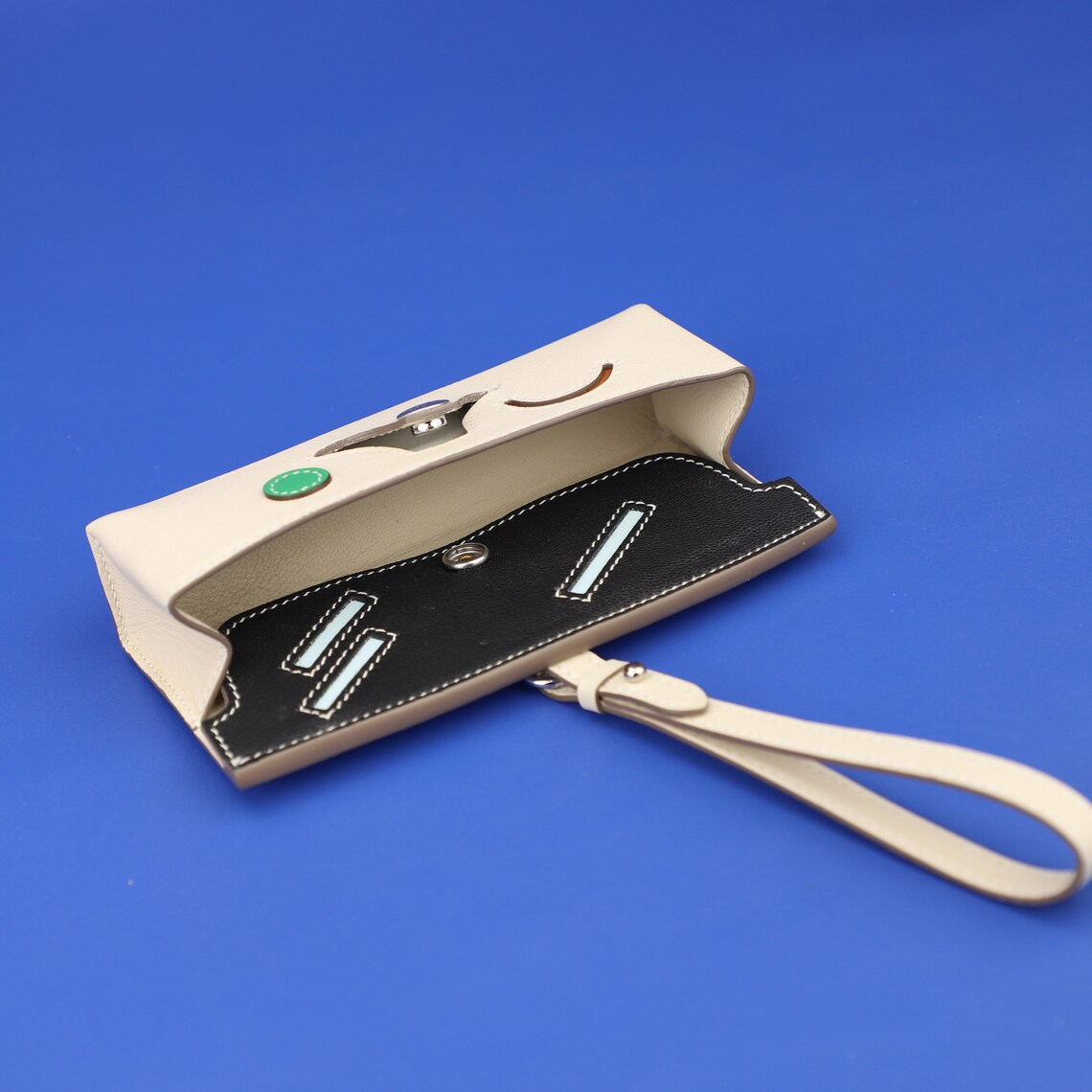 New Design The Glasses case in Mysore goatskin with removable lanyard, In the Loop Wink glasses case