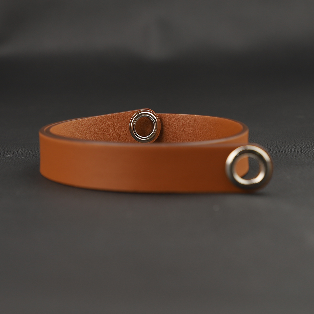 22mm width leather strap