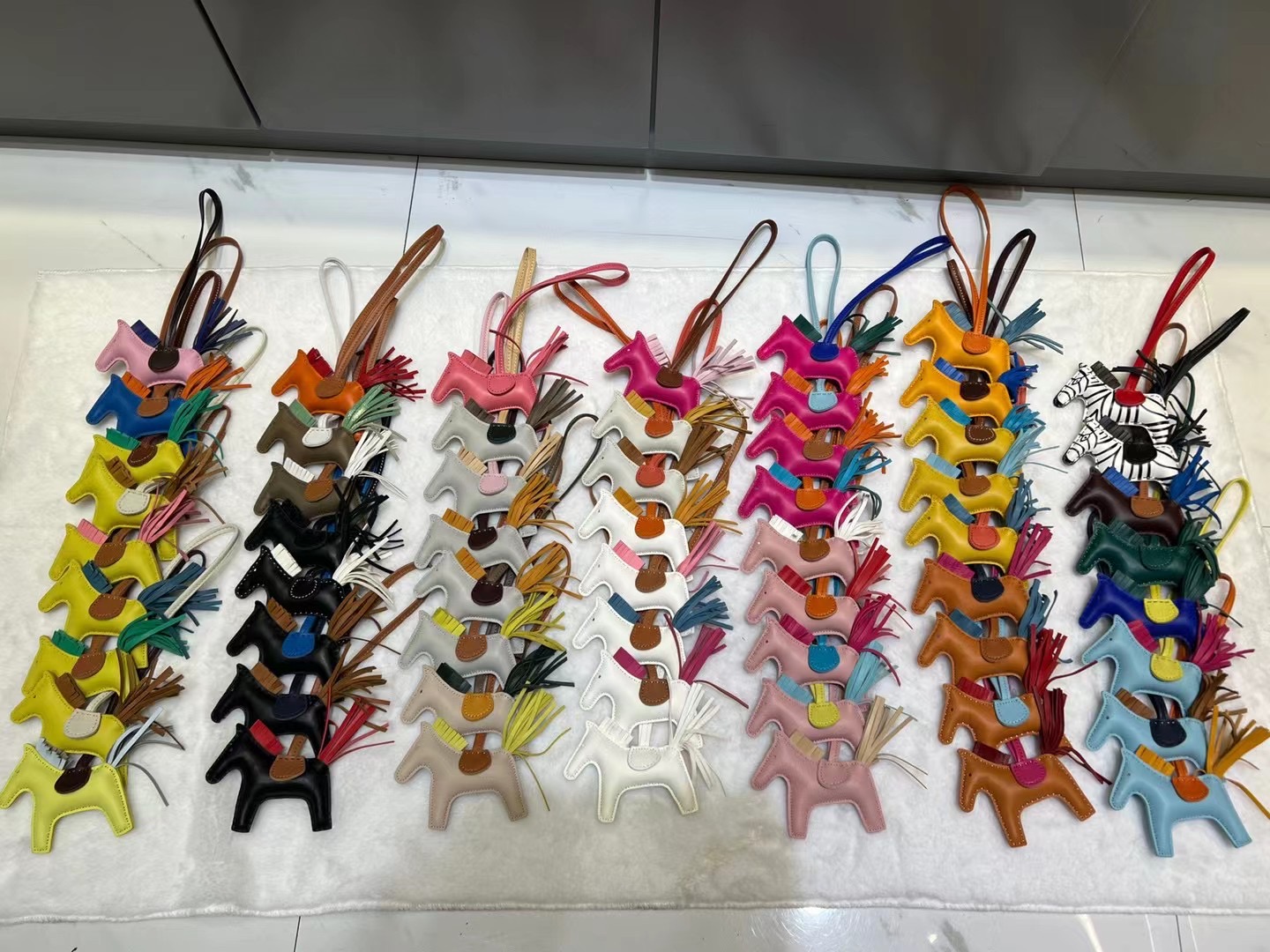 Rodeo Pegase trumpet hanging ornament，rodeo pegase leather bag charm