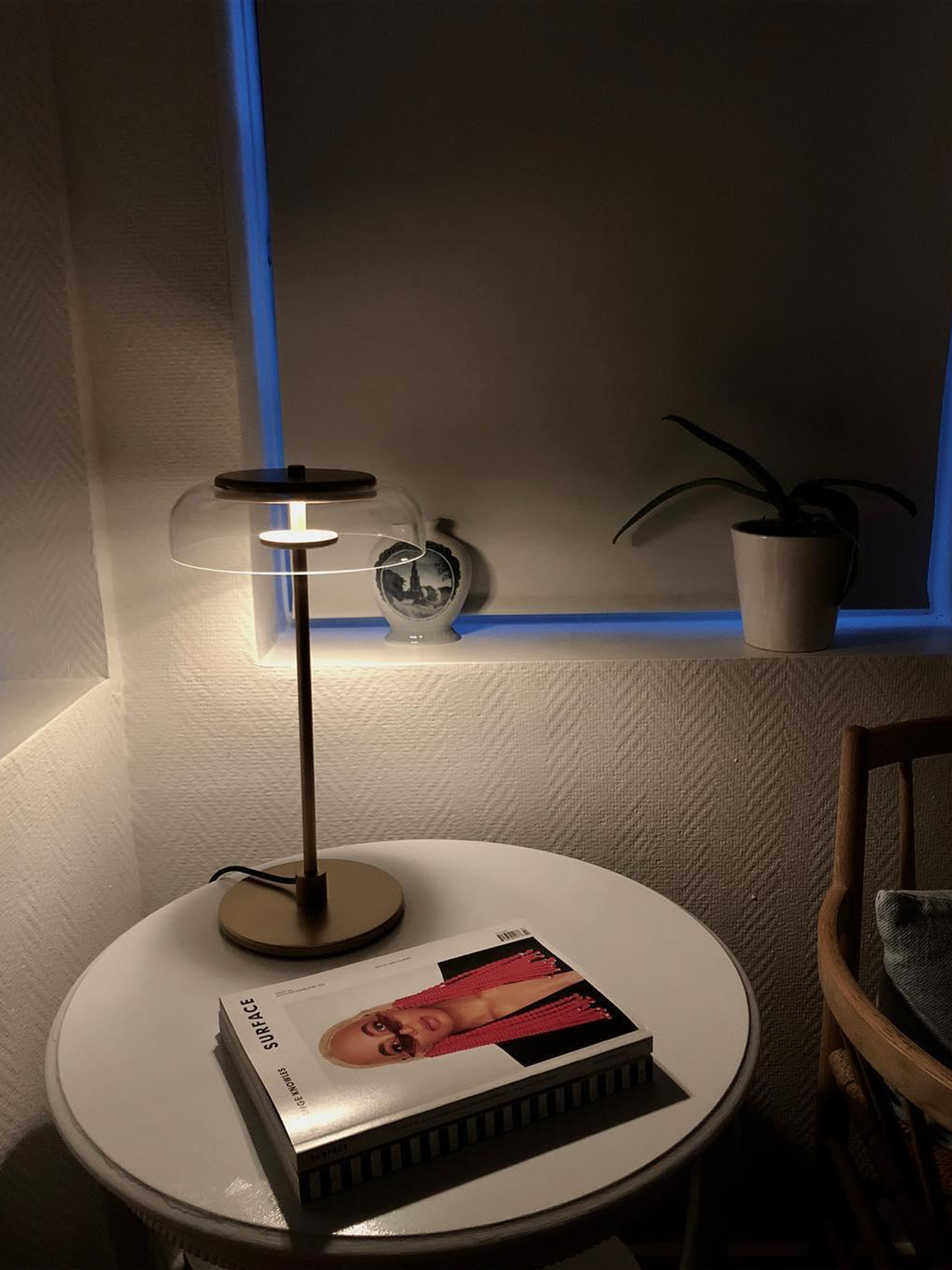 Blossi Table Lamp-elegalight