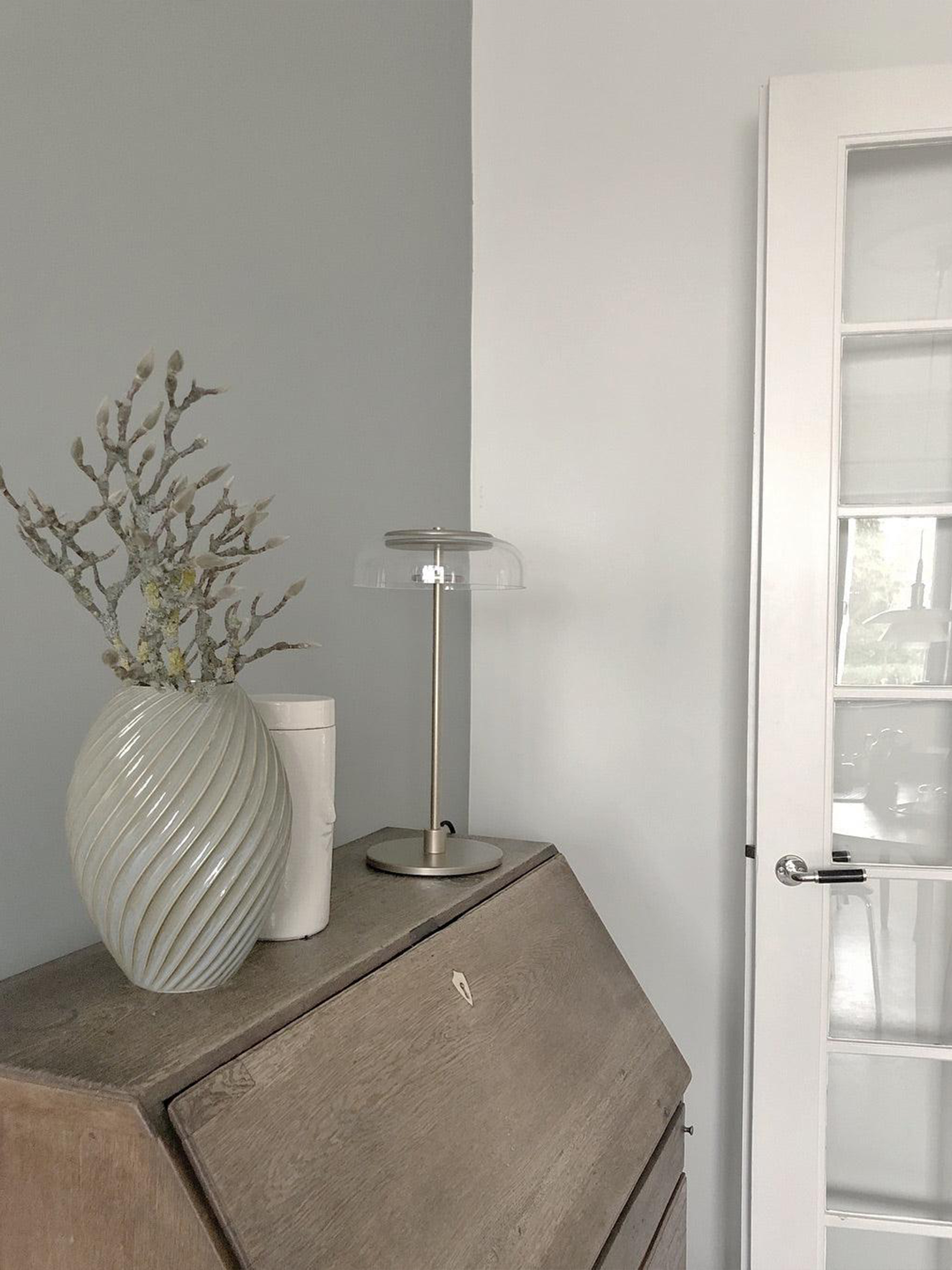 Blossi Table Lamp-elegalight