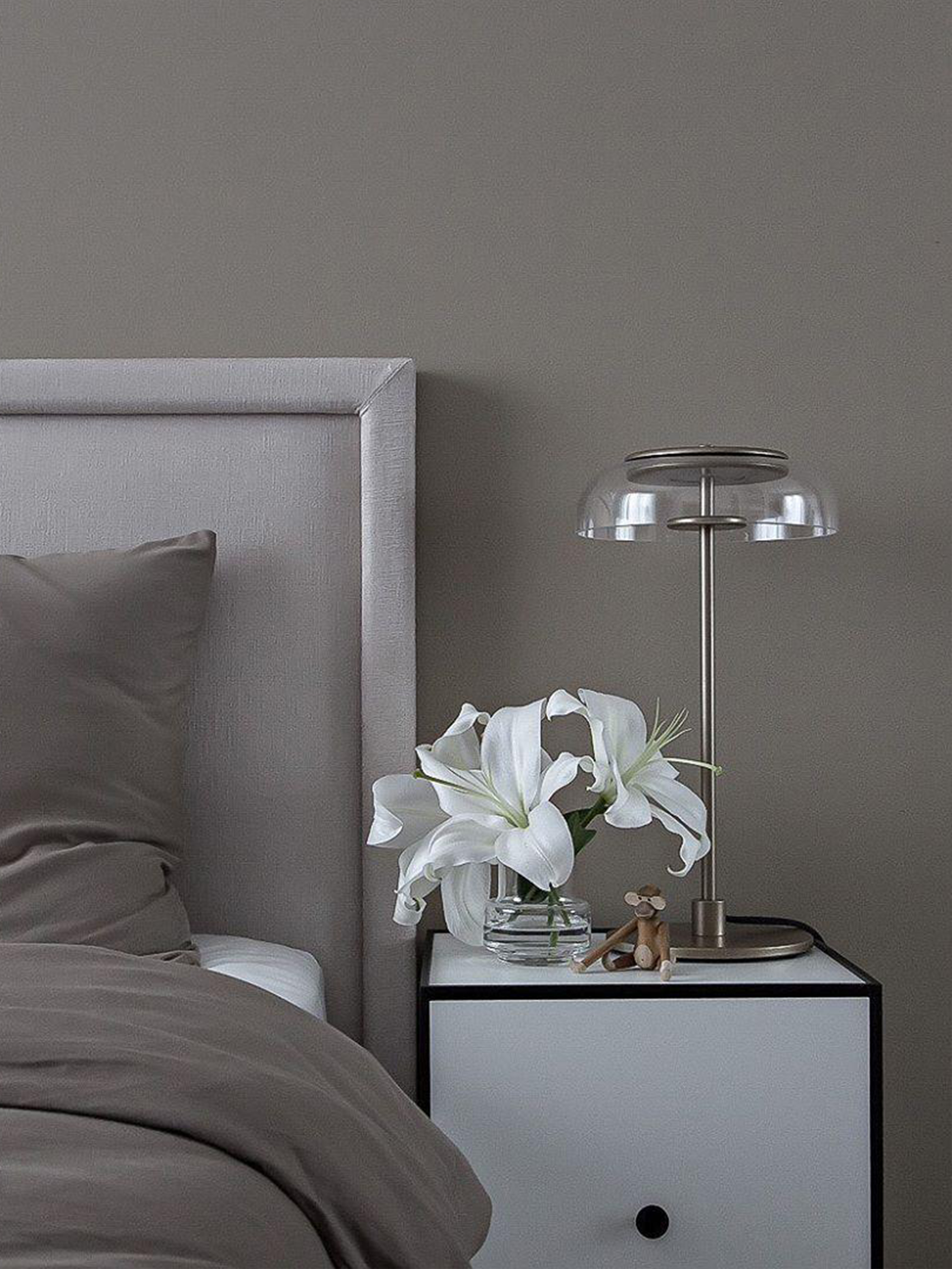 Blossi Table Lamp-elegalight