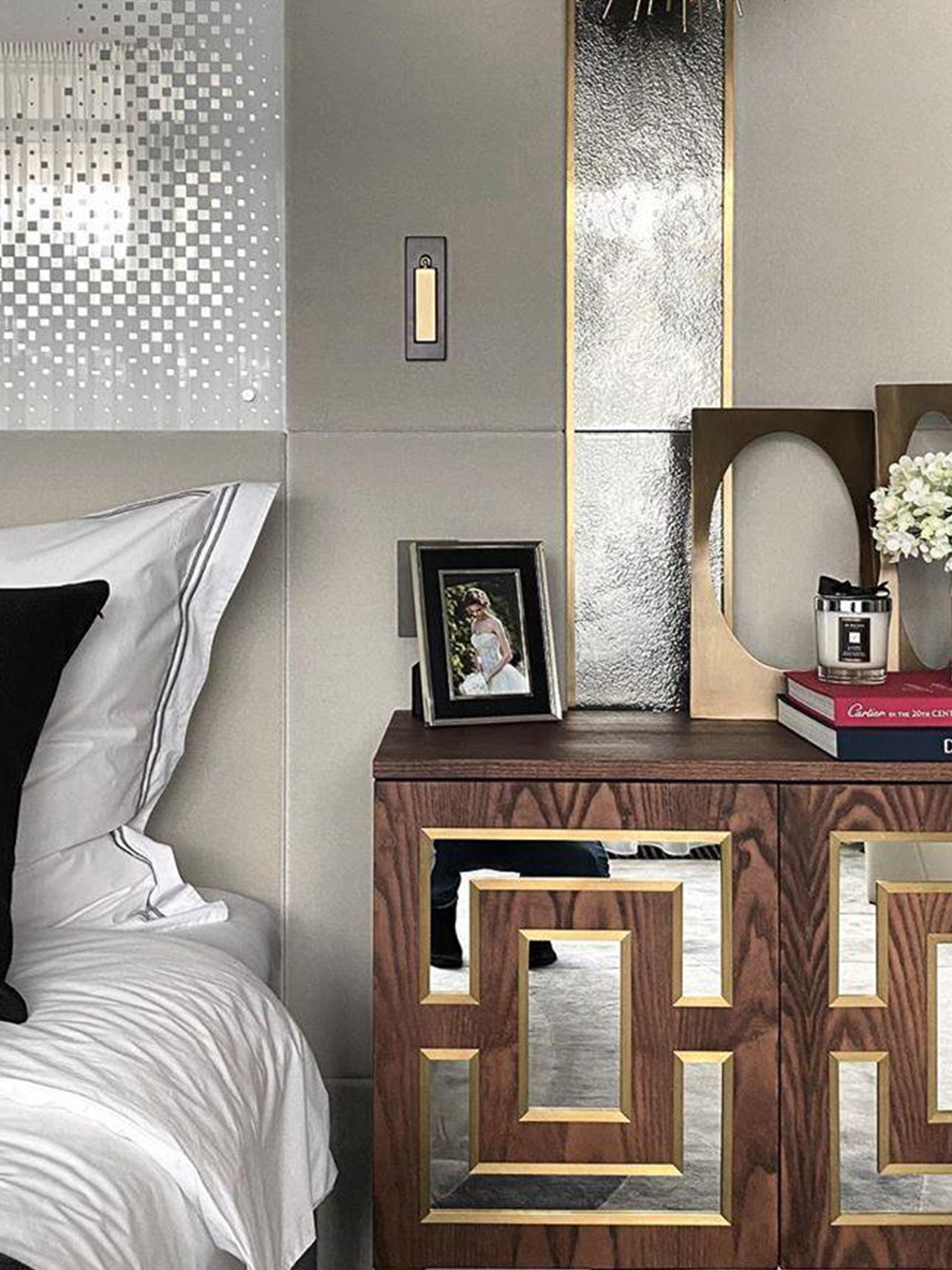 Embedded Bedside Sconce-elegalight