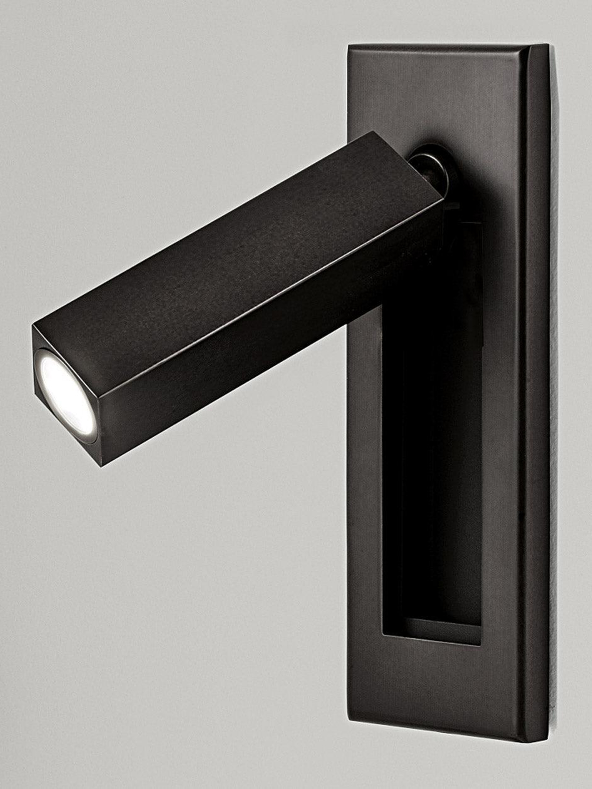 Embedded Bedside Sconce-elegalight