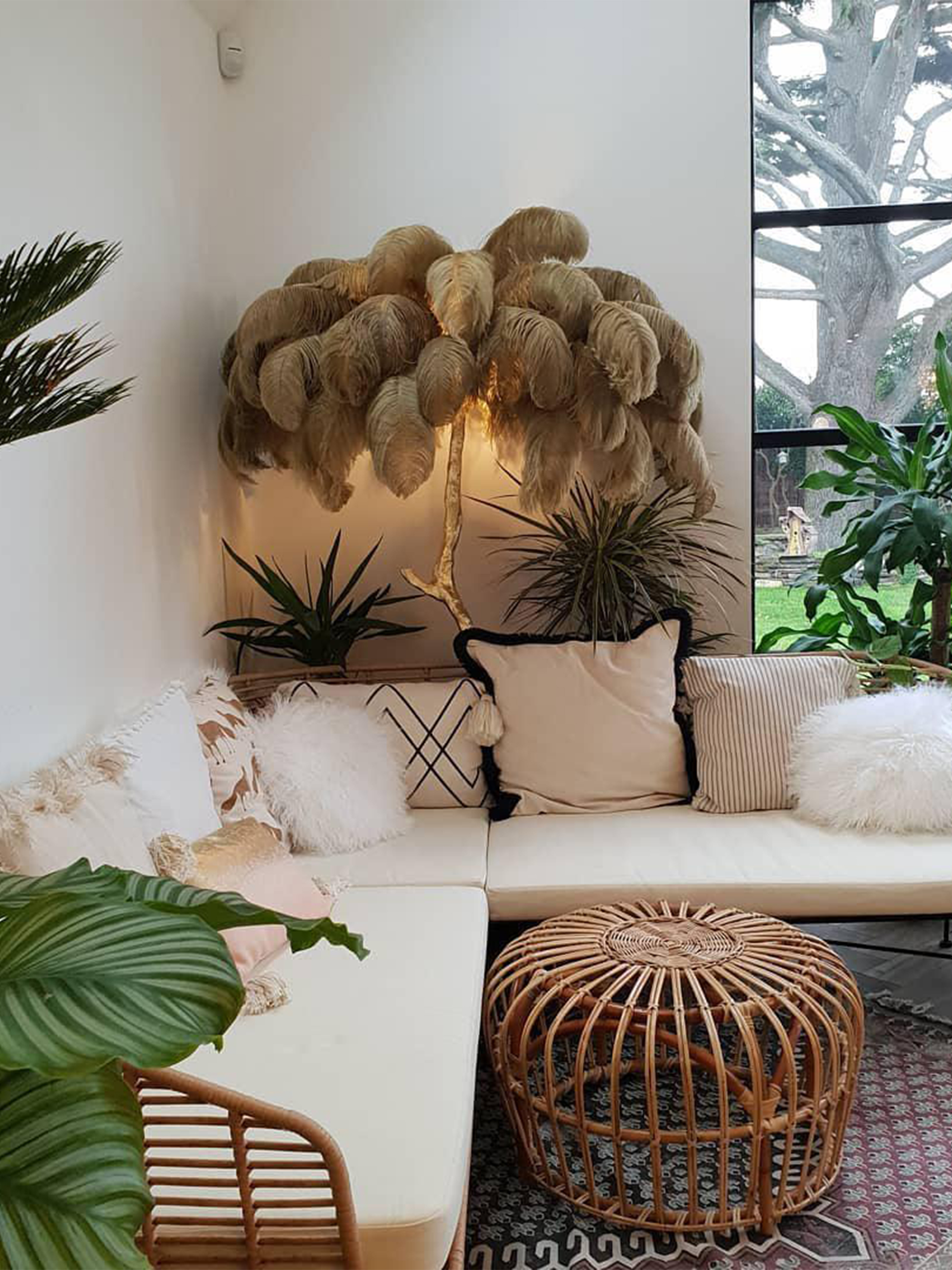 Ostrich Feather Floor Lamp-elegalight