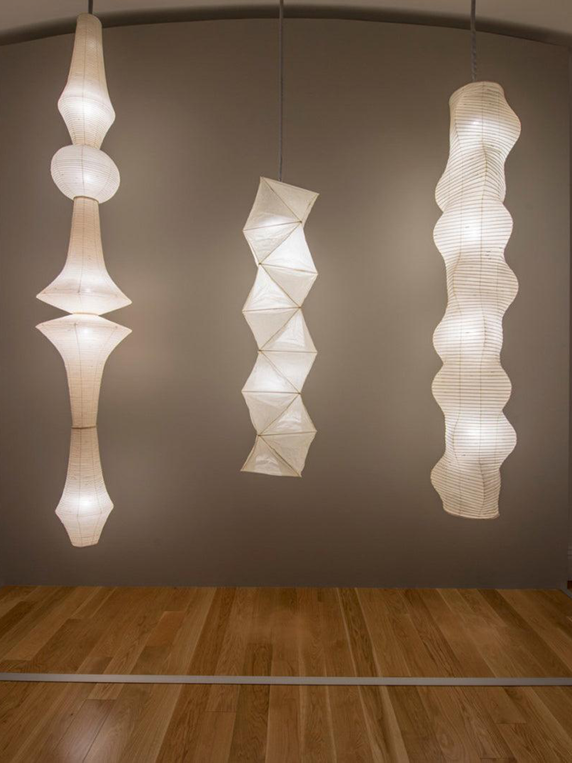 Rice Paper E Pendant Light-elegalight