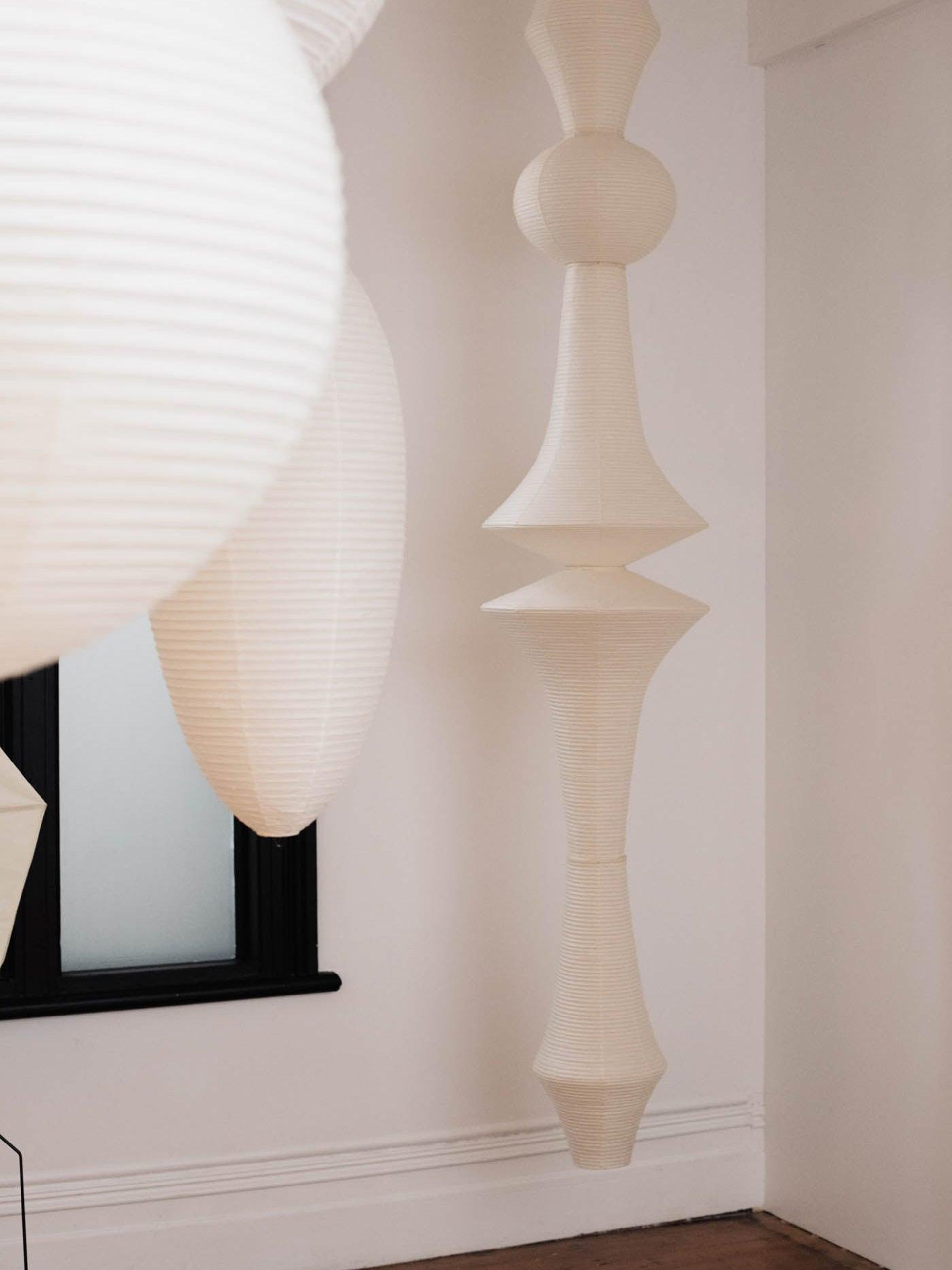 Rice Paper E Pendant Light-elegalight