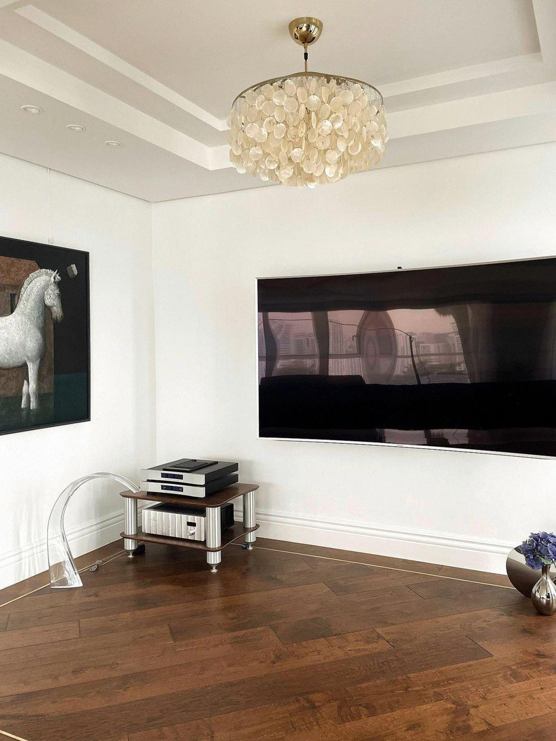 Round Shell Windbell Chandelier-elegalight