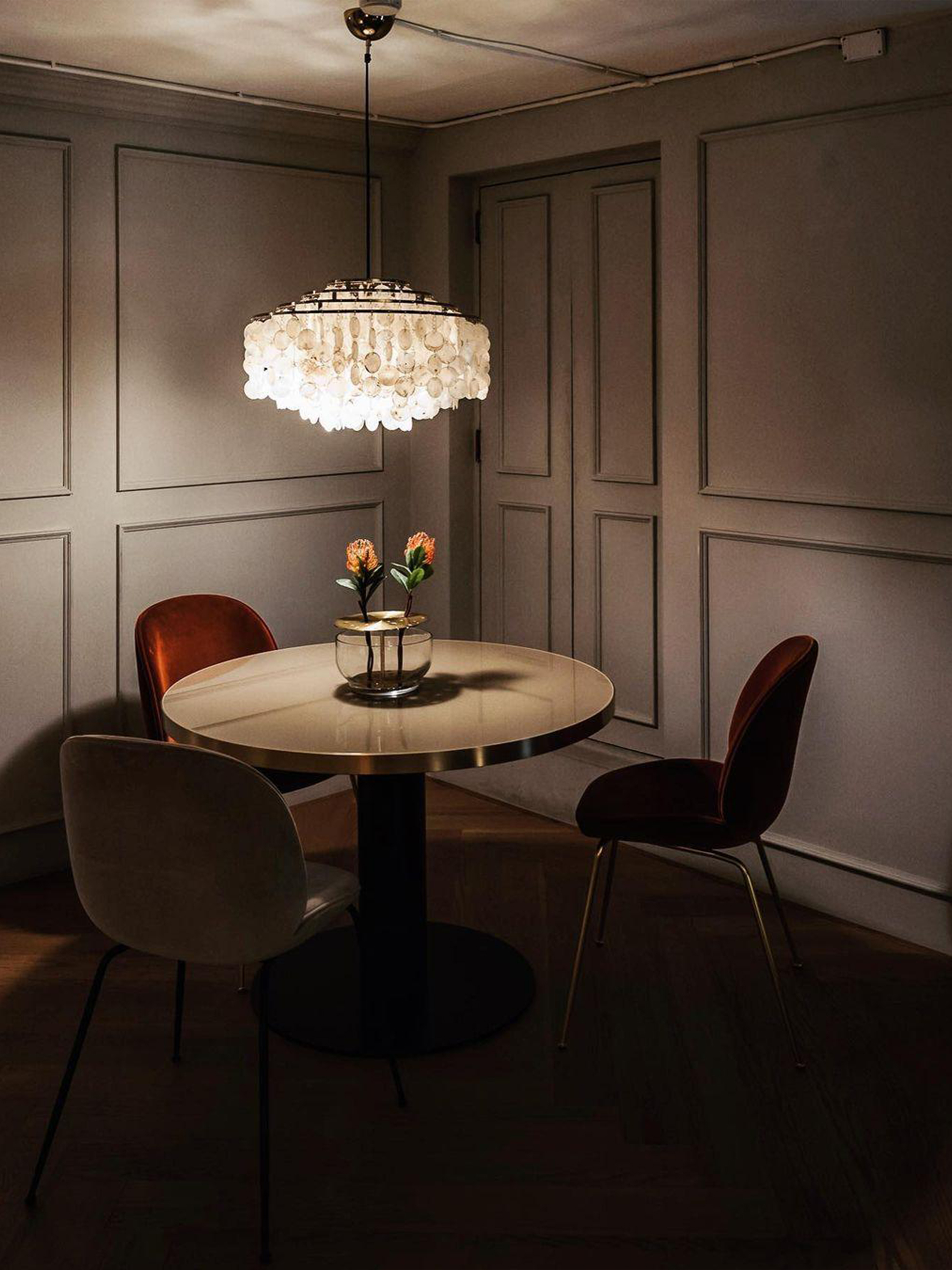 Round Shell Windbell Chandelier-elegalight