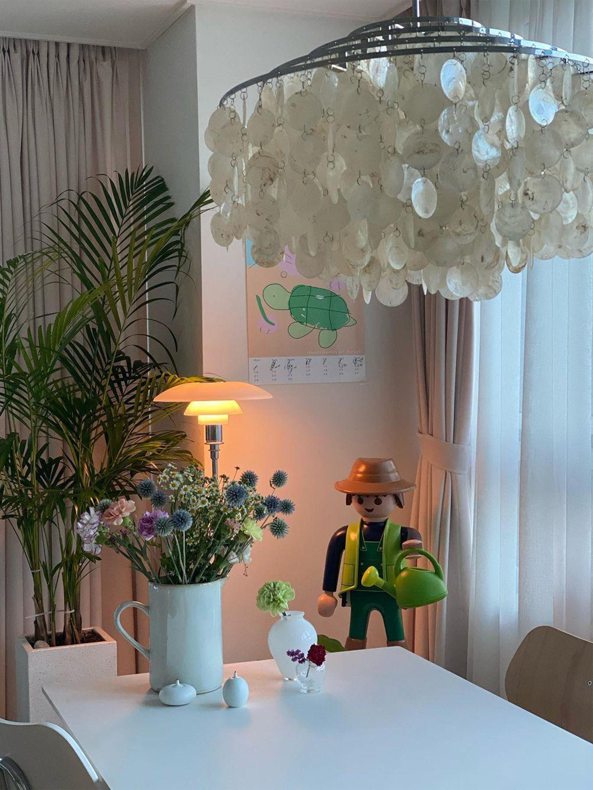 Round Shell Windbell Chandelier-elegalight