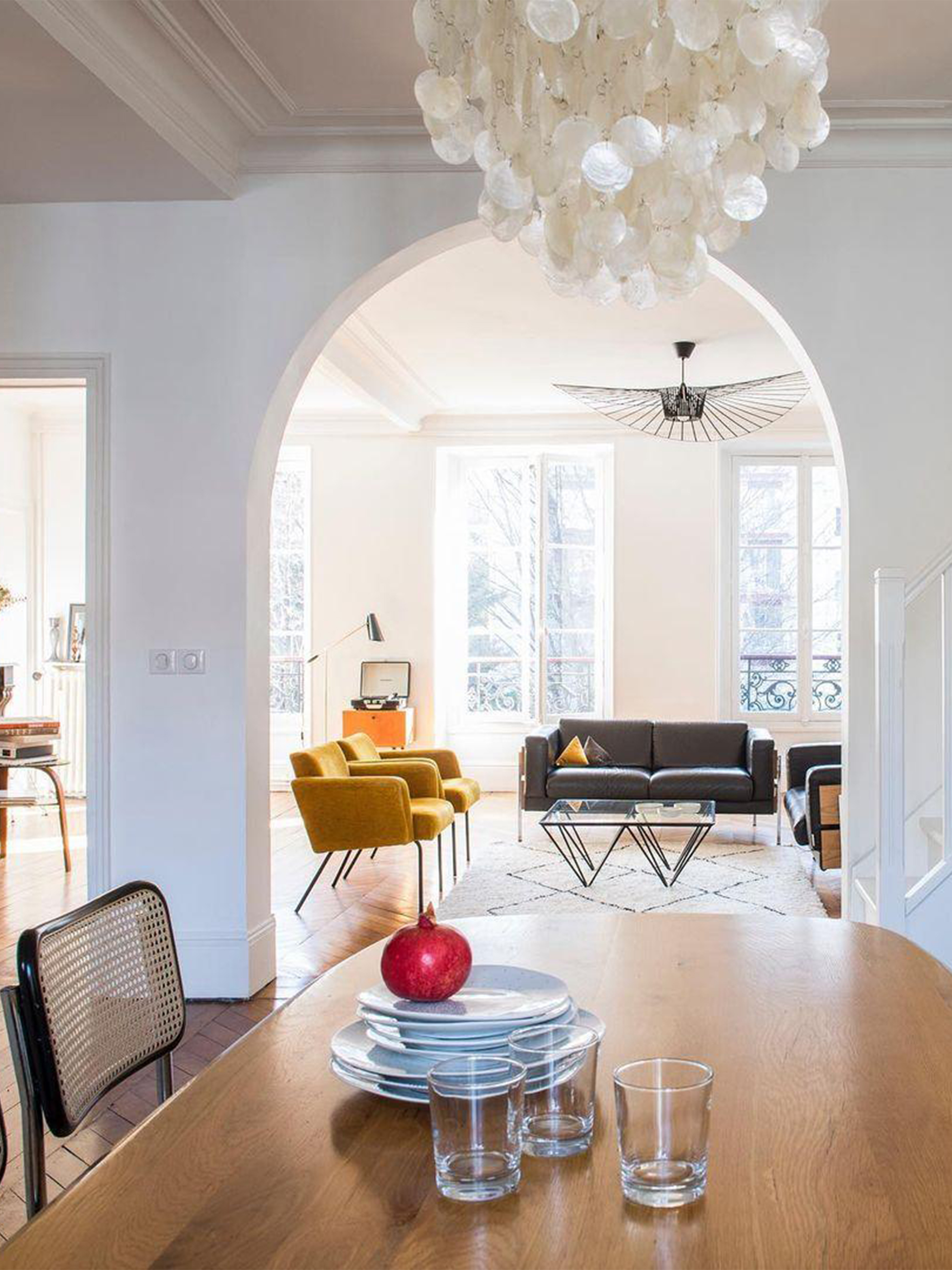 Round Shell Windbell Chandelier-elegalight