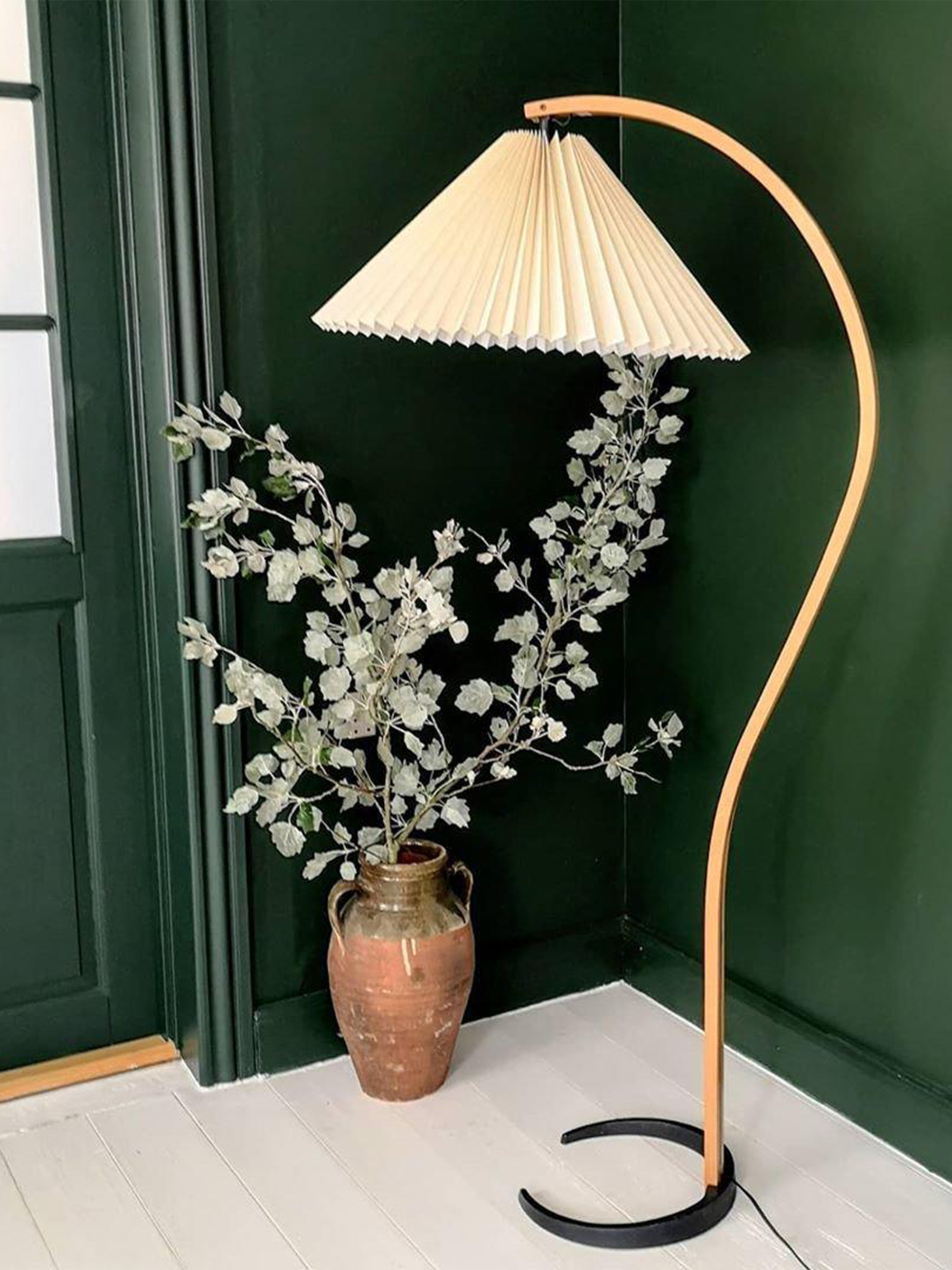 Caprani Timberline Floor Lamp-elegalight