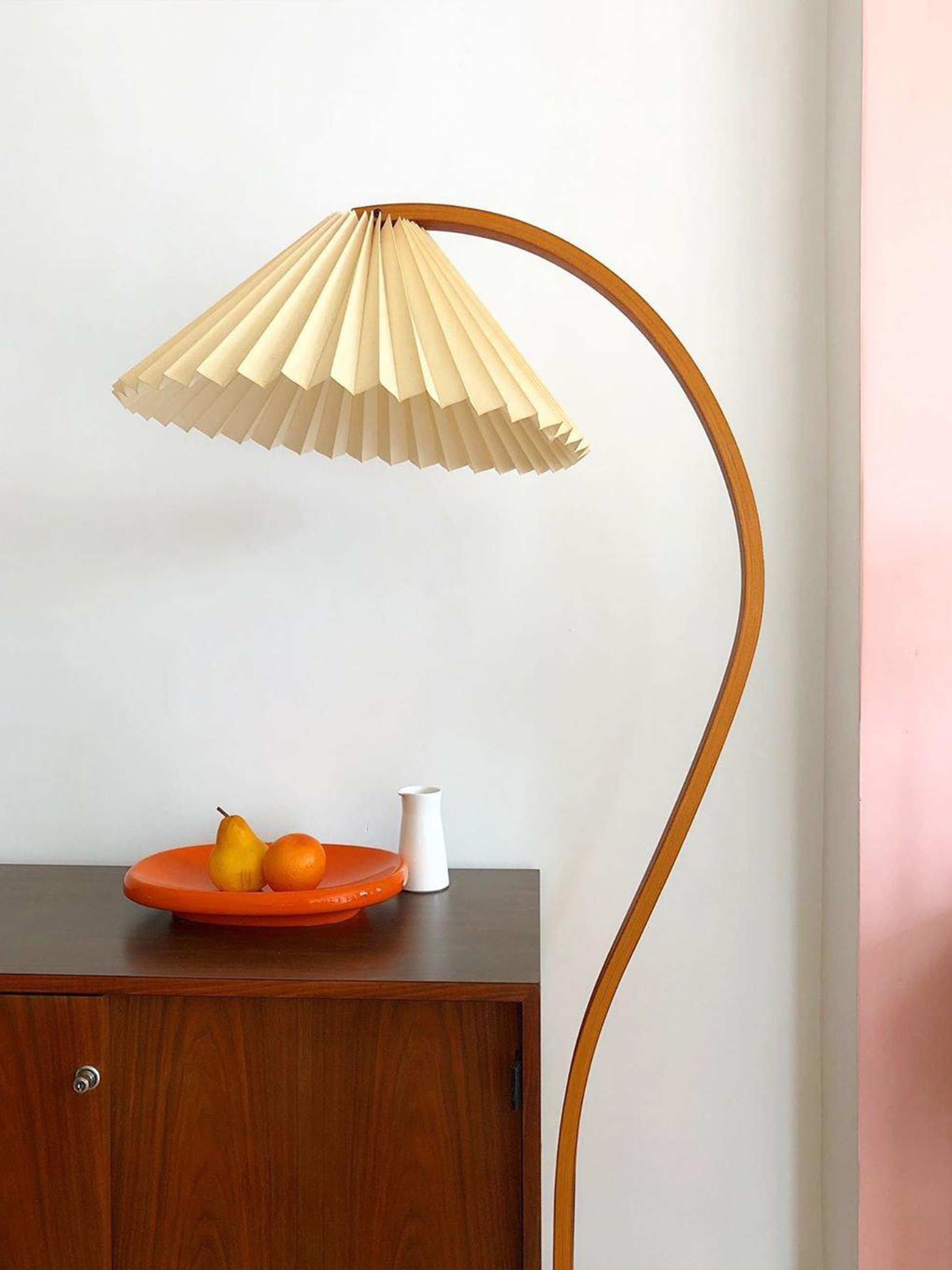 Caprani Timberline Floor Lamp-elegalight