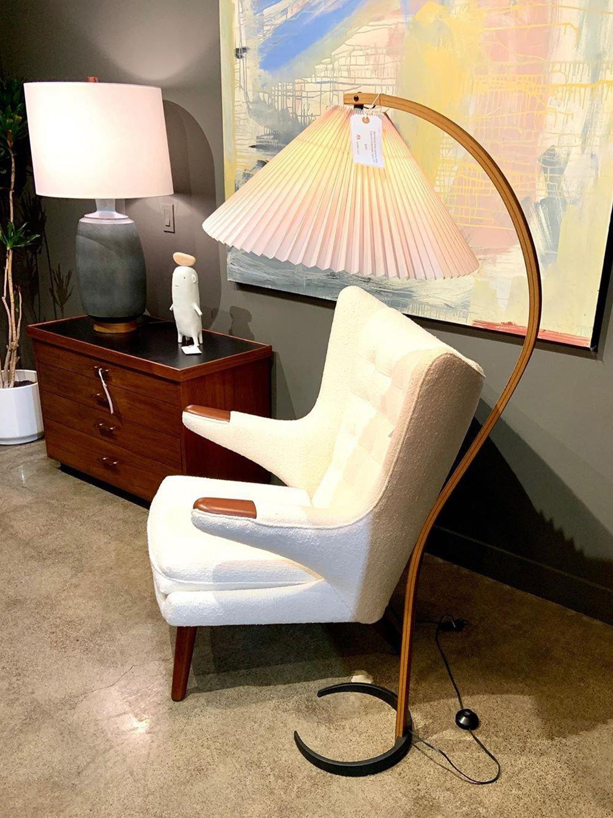 Caprani Timberline Floor Lamp-elegalight