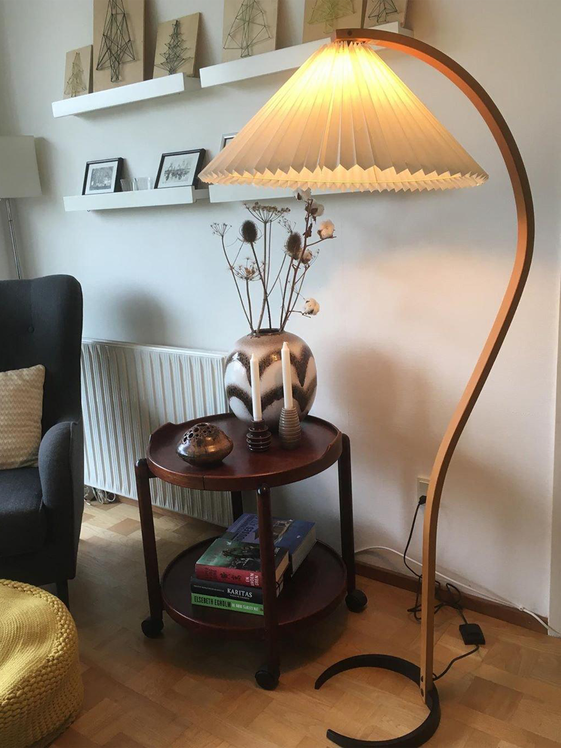 Caprani Timberline Floor Lamp-elegalight