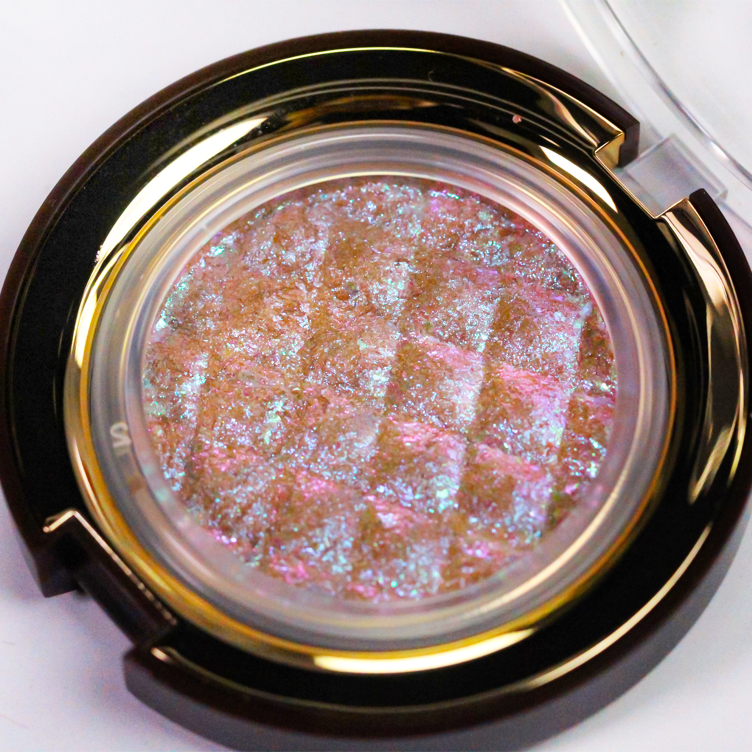 Shiny Eyeshadow Highlighter Make Up Contour Long-lasting Bright Cosmet