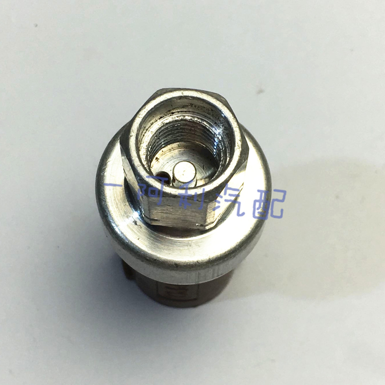 For Ford pressure switch OEM 5L2Z-19D594-AA,4C4Z-19D594-A 6L24-19D594-AA