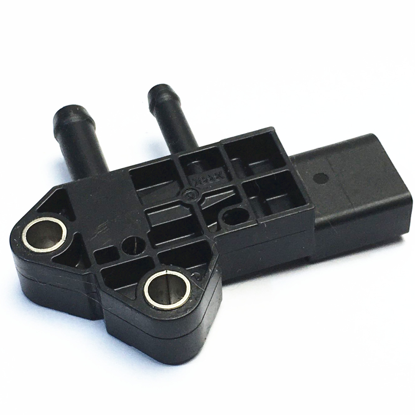 Intake Air pressure sensor For Kubota 1J520-18601, D1803 V1505 V2403 V2607 V3307