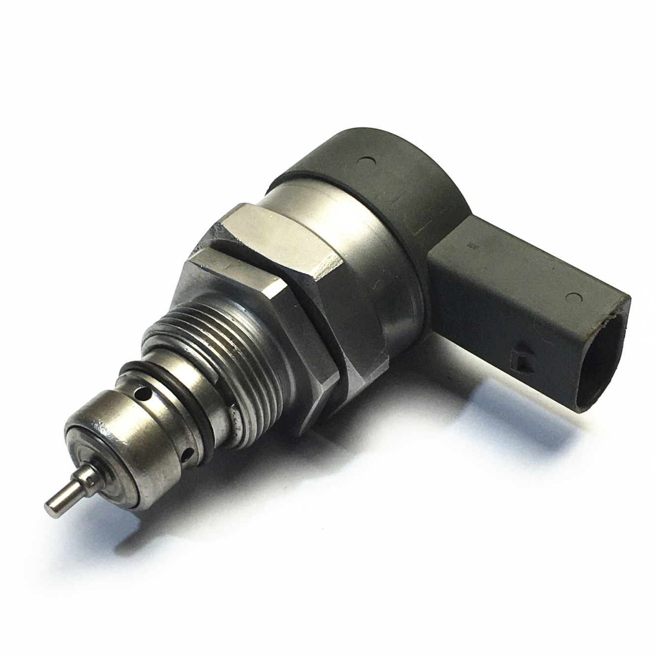 Bosch 0281002949 Pressure Regulator