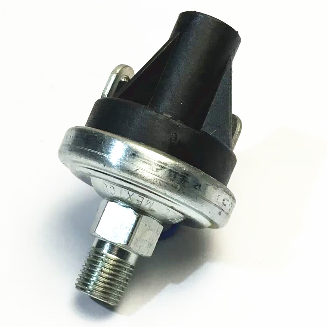 Hydraulic Charge Pressure Switch 6671062 for Bobcat Loader 742 743 753 843