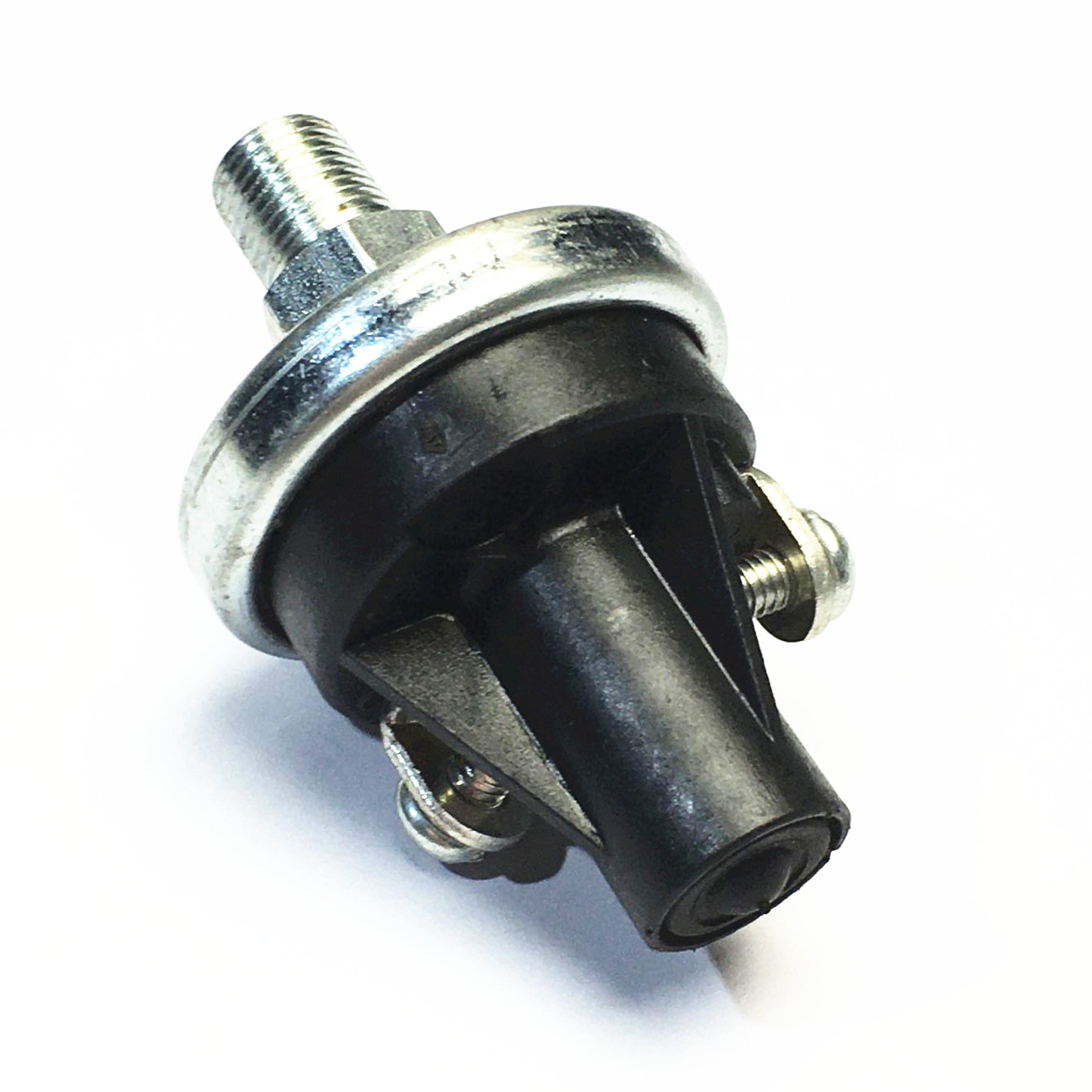 John Deere AT321216 Pressure Switch 4475 5575 6675 7775 8875