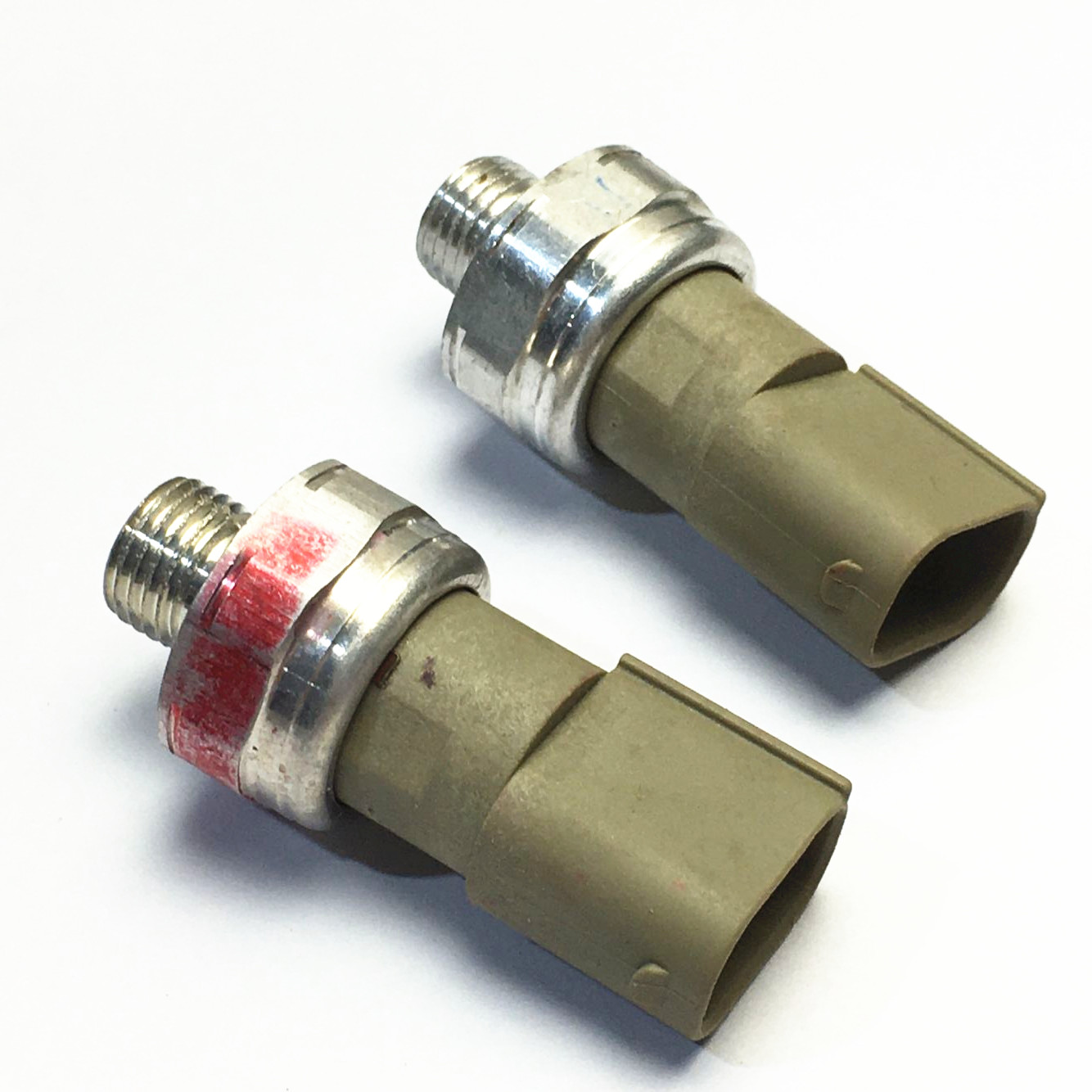 MERCEDES-BENZ A2038211692