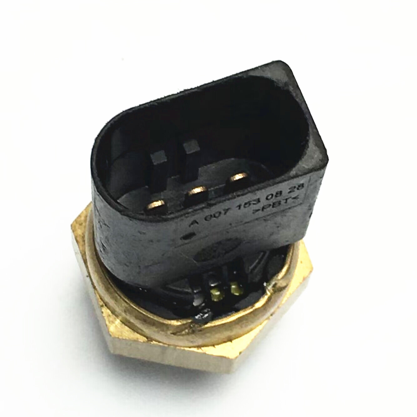 Original A0111539228 A0041534928 Engine Oil Pressure Sensor for Benz, not OEM