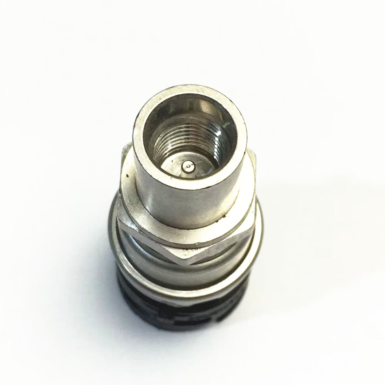 Volvo AC Air Pressure Sensor 21819082 904-7699