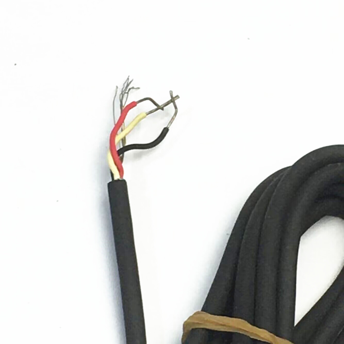 Honeywell LCZ260 Speed Sensor, LCZ Series, Hall Effect, 3/8-24UNF-2A Thread, 4.5 to 26 Vdc, Sink Output