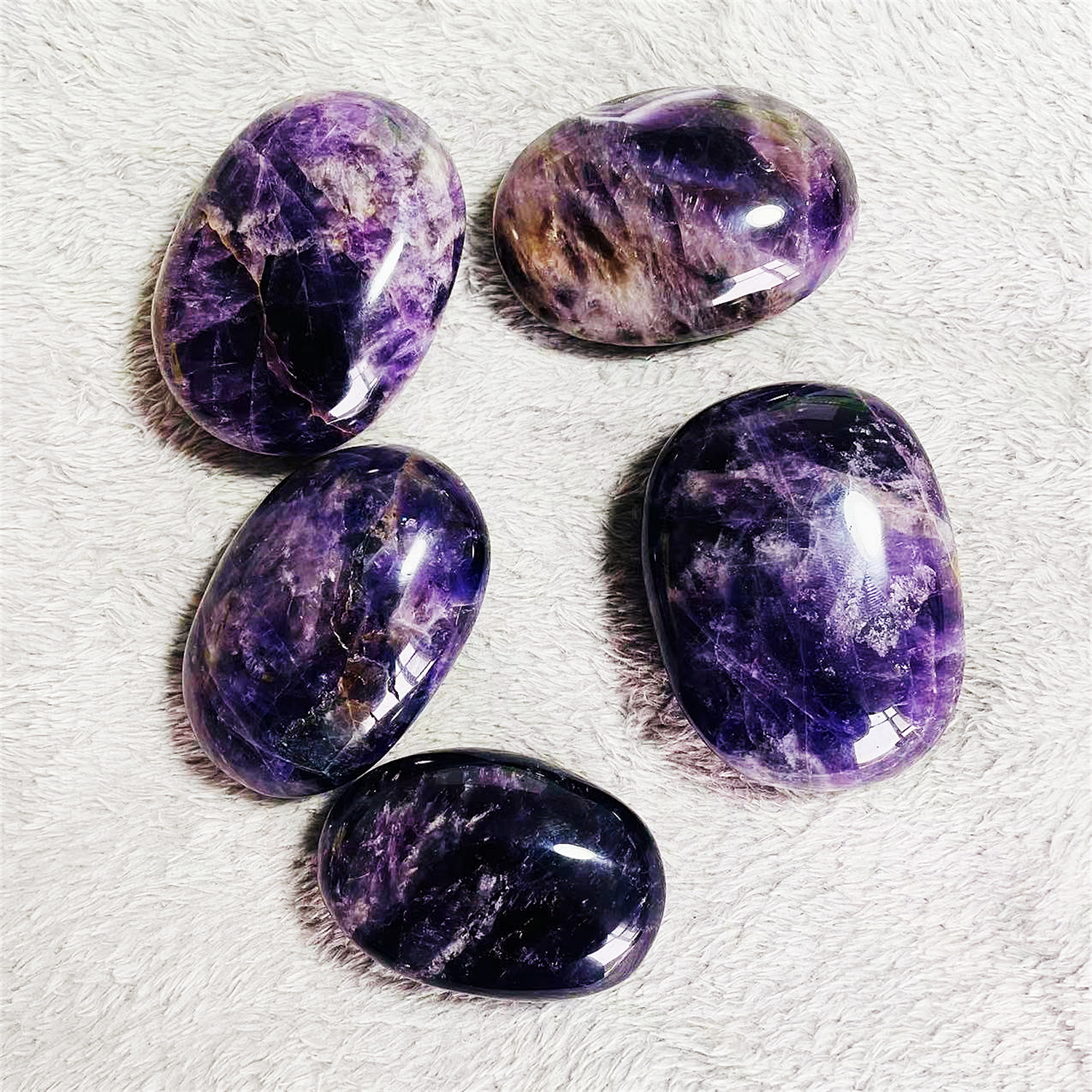 Dream Amethyst Palm 1KG