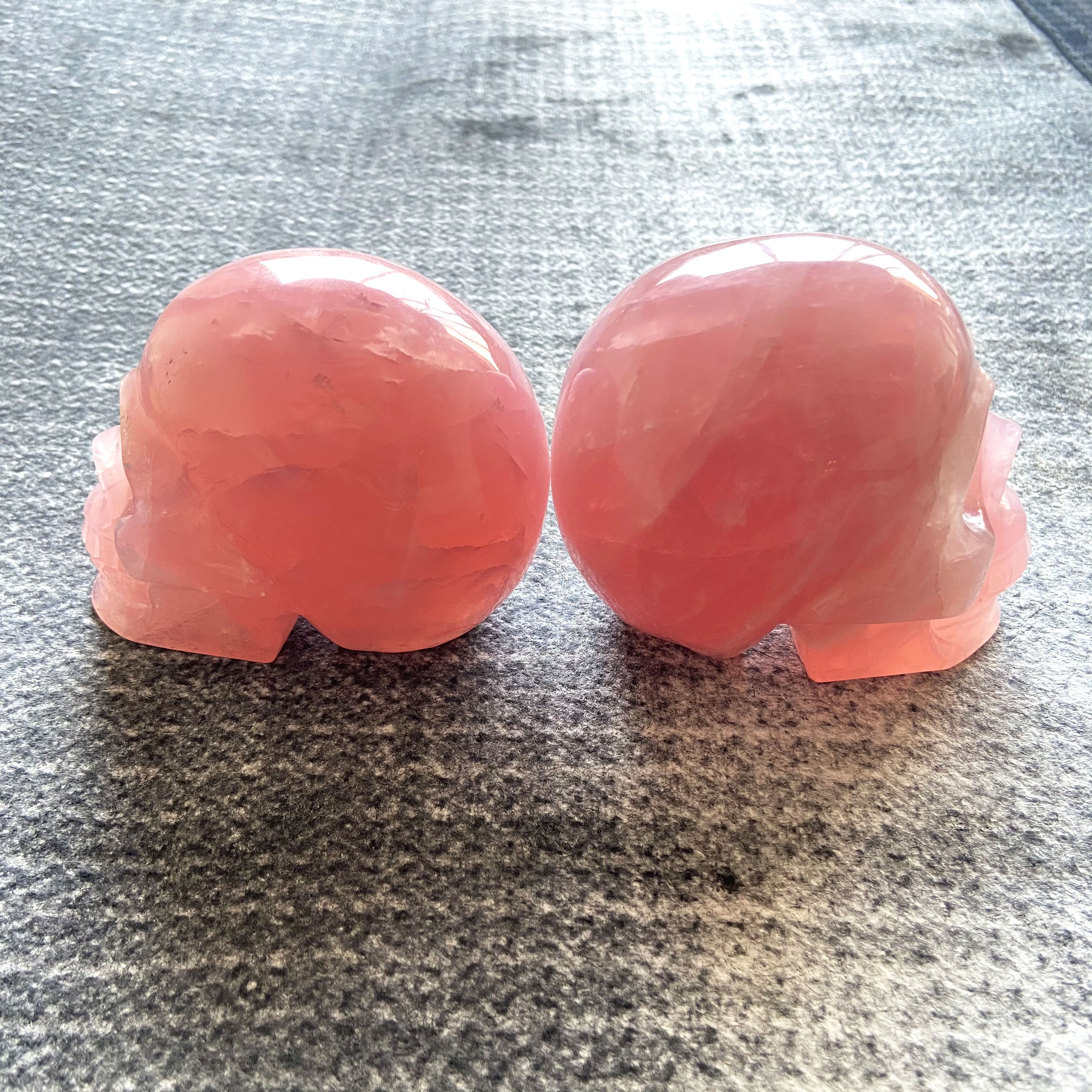 Rose Quartz Skull 1KG