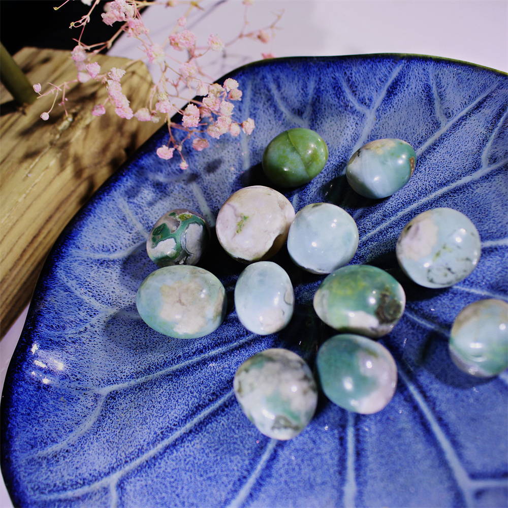 Green flower agate tumble