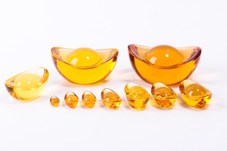 Topaz ornaments