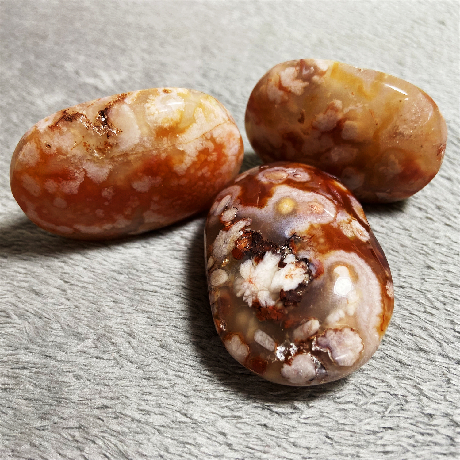 Red Flower Agate Palm 1KG