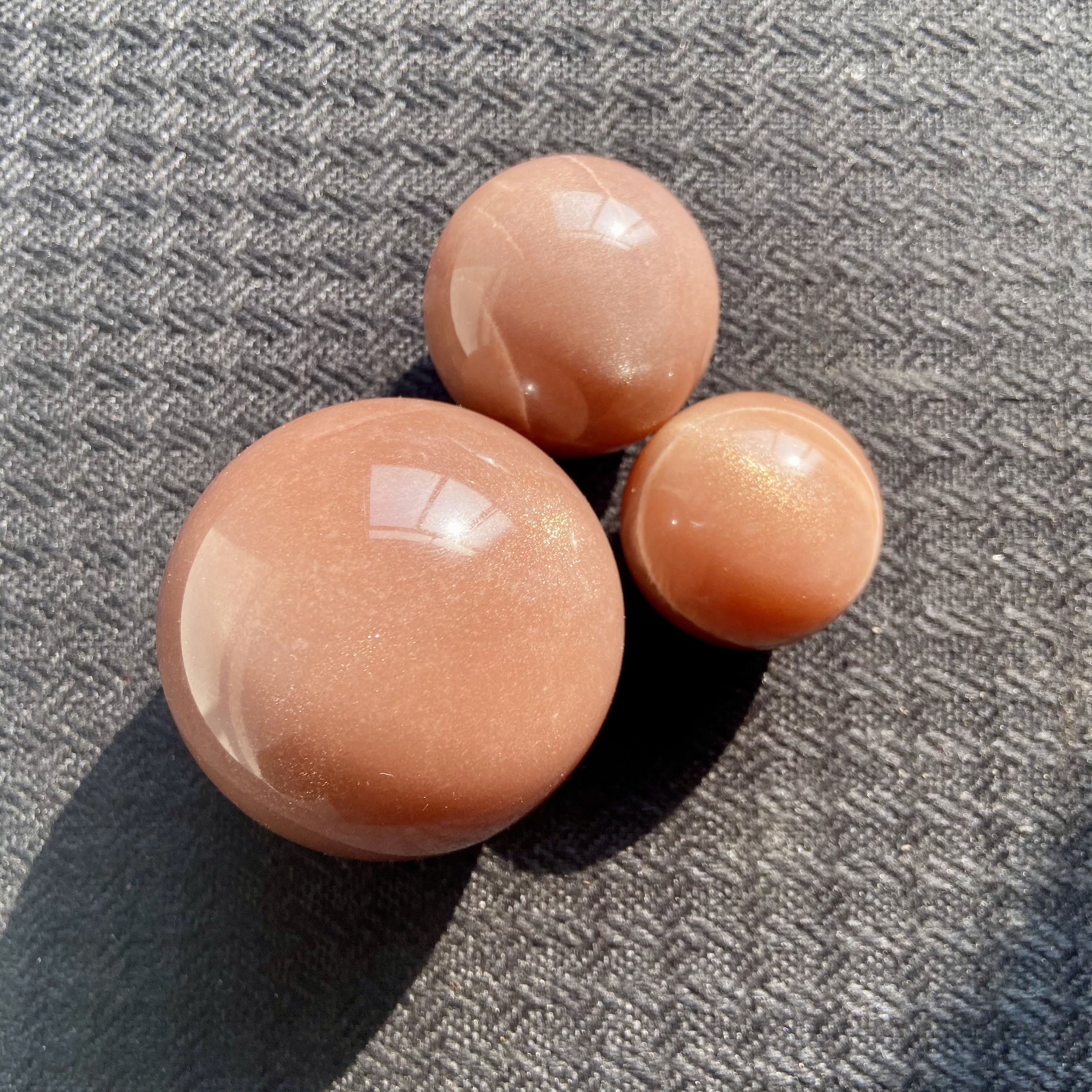 Sunstone Stone Sphere 1KG