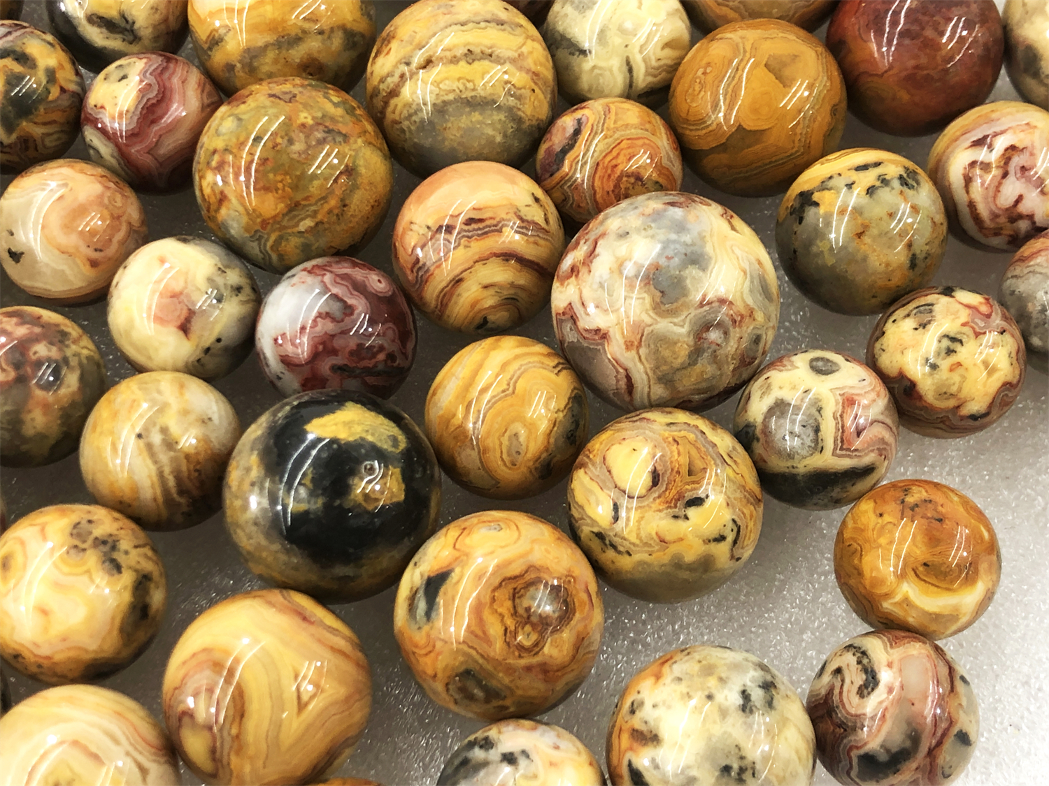 Crazy Lace Agate Small Sphere 1KG