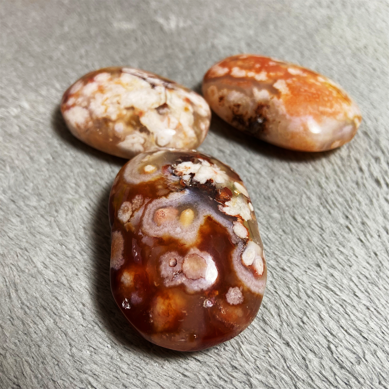 Red Flower Agate Palm 1KG