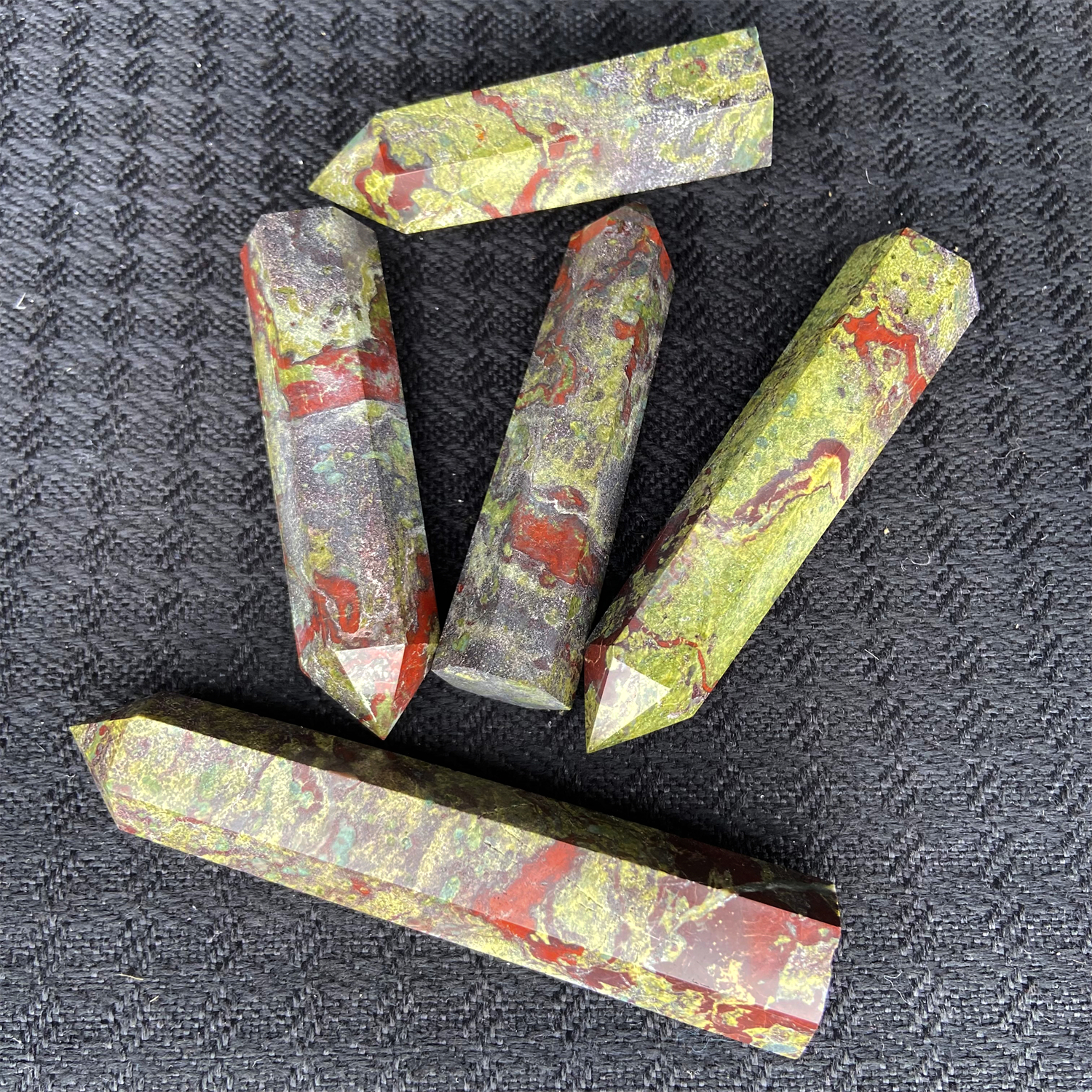 Dragon Blood Stone Tower 1KG