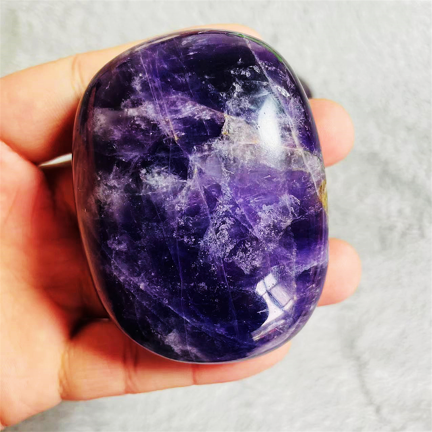 Dream Amethyst Palm 1KG