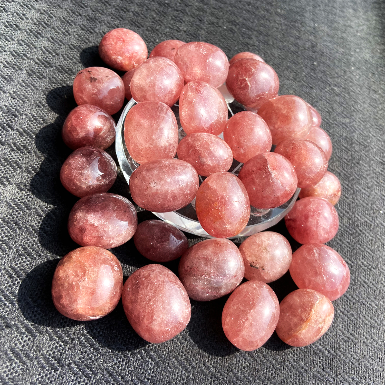 Strawberry Quartz Tumble 1KG