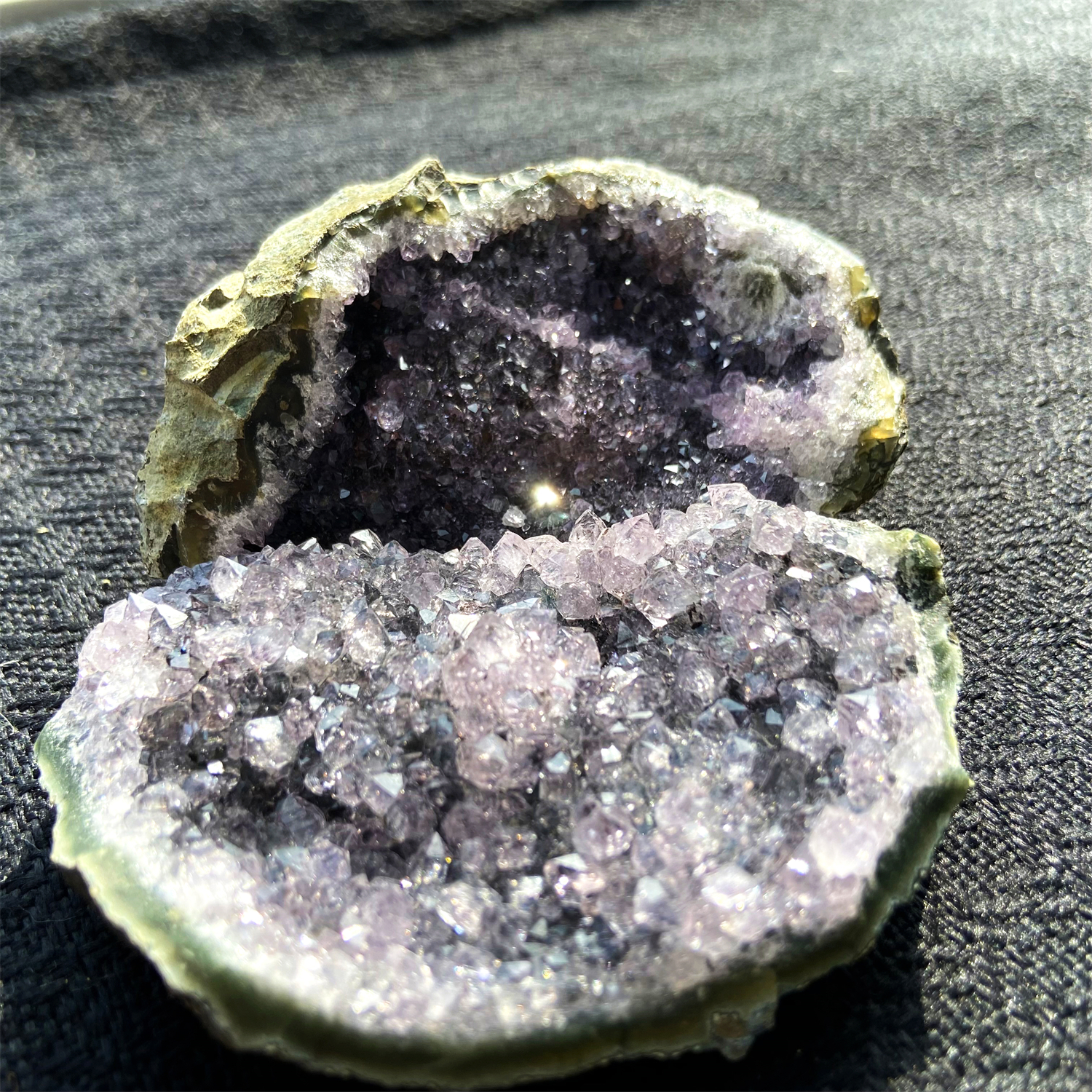 Amethyst Cluster 1KG