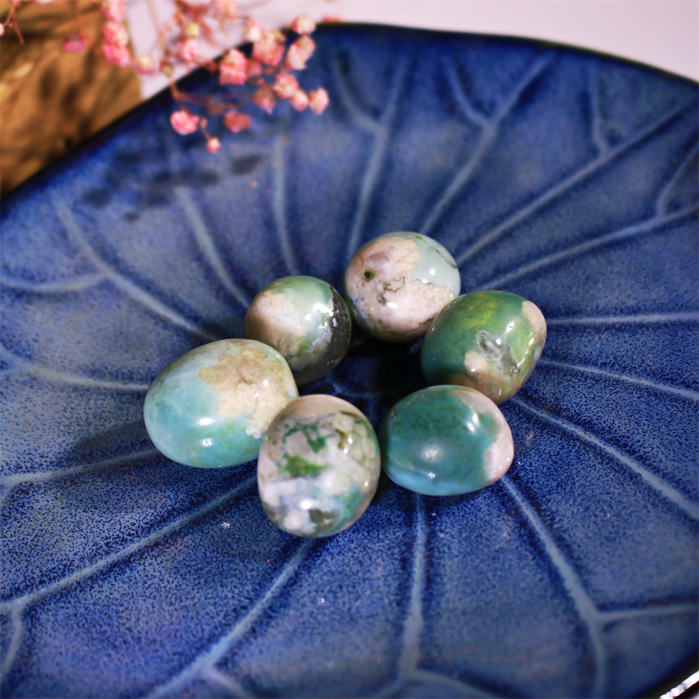 Green flower agate tumble