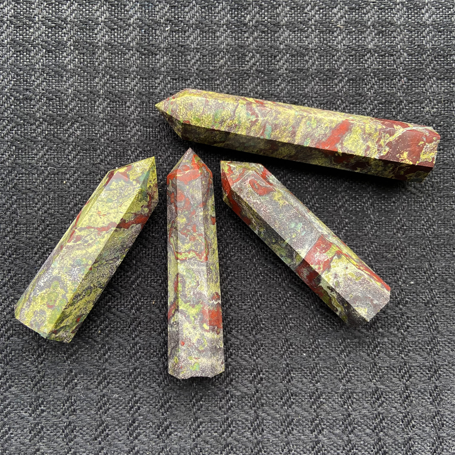 Dragon Blood Stone Tower 1KG