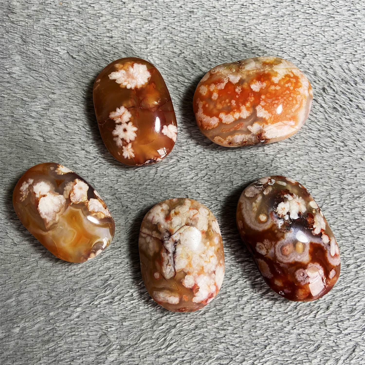 Red Flower Agate Palm 1KG