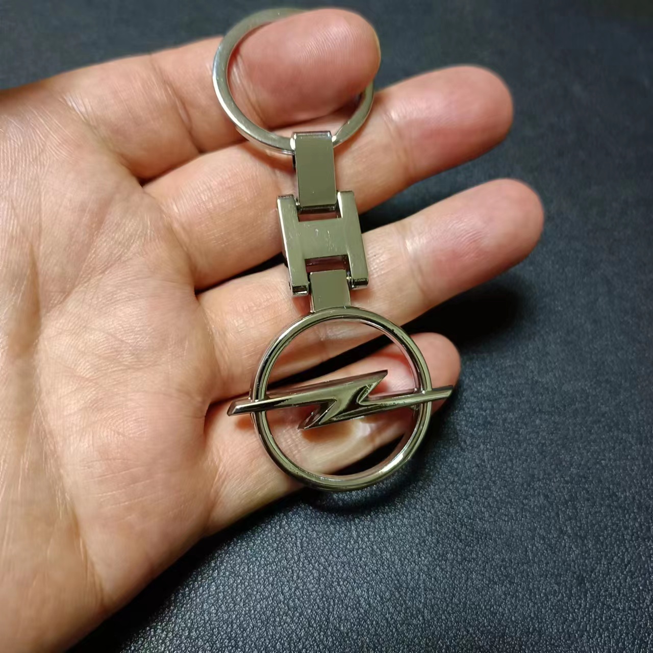 Metal H Buckle Opel Car Logo Keyring Keychain Lanyard Netby