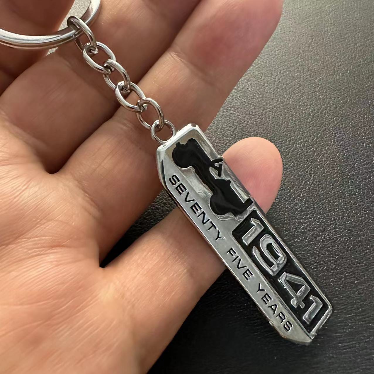 Metal Car Logo Keychain Keyring Keyfob for JEEP 1941 Netby