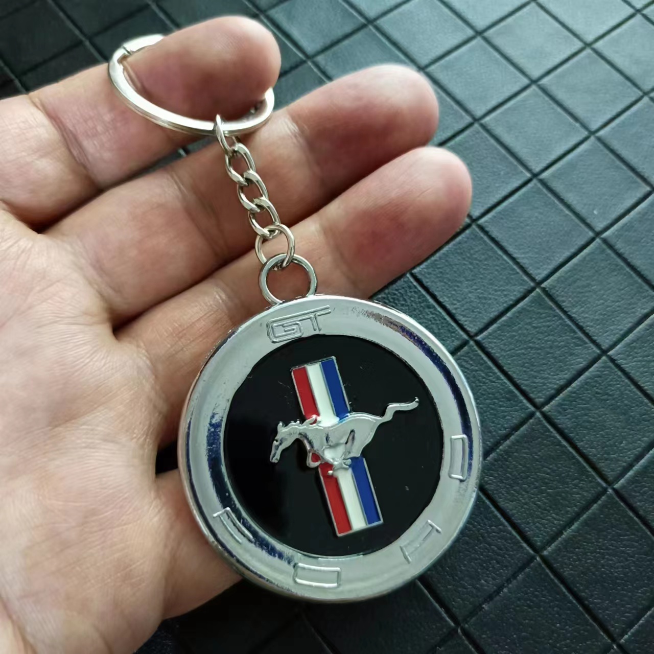 Metal Leather Mustang Car Logo Keyring Keychain Netby
