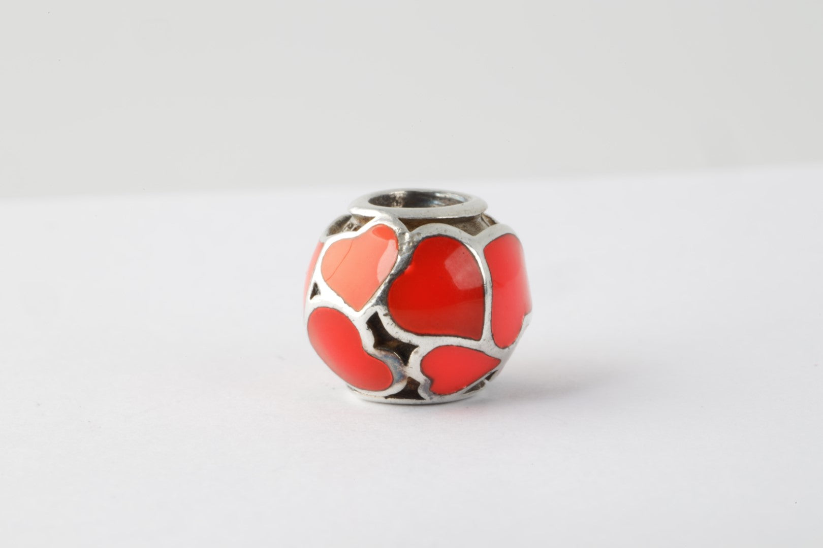 925 Silver Charm with Orange and Red Hearts (4.44g.)